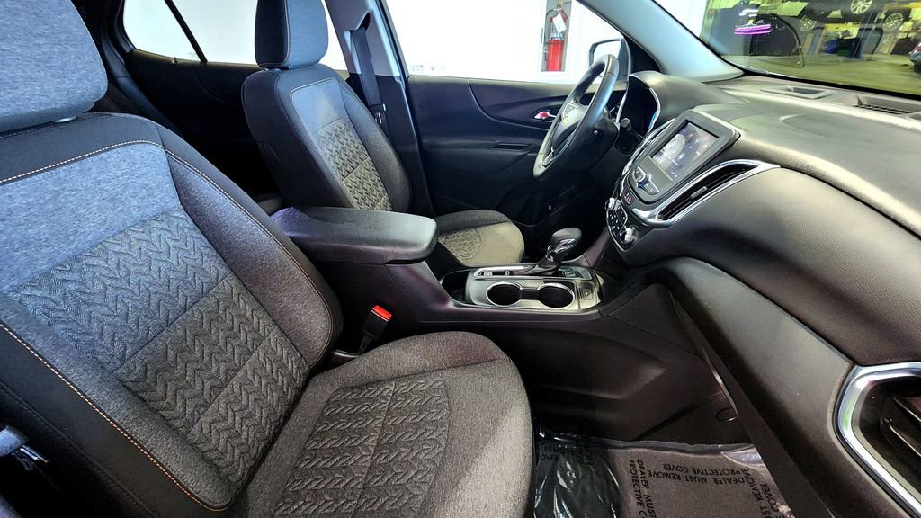 Used 2024 Chevrolet Equinox LT FWD image 44