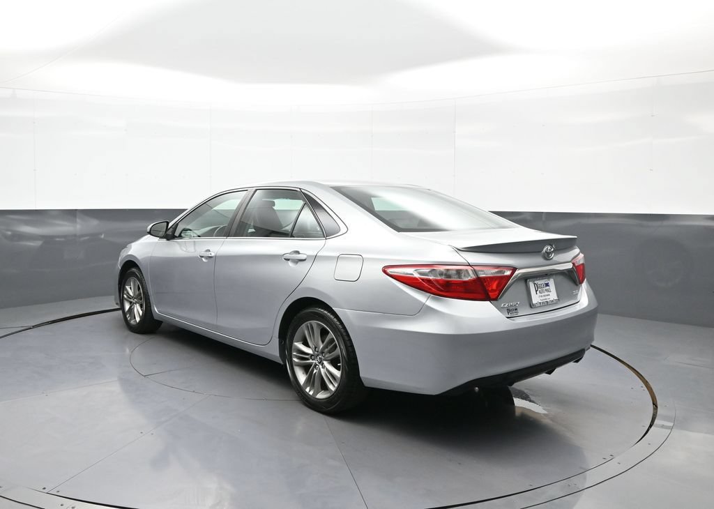 Certified 2017 Toyota Camry SE FWD image 8