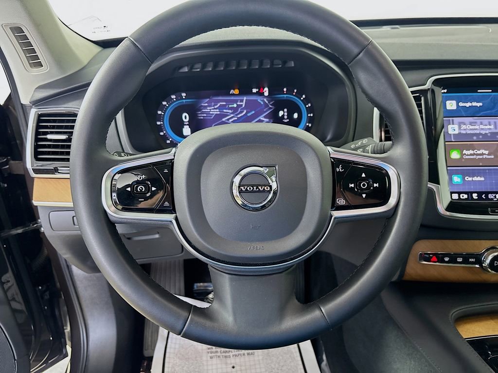 Used 2024 Volvo XC90 B6 Plus w/ Protection Package Premier AWD/4WD image 12
