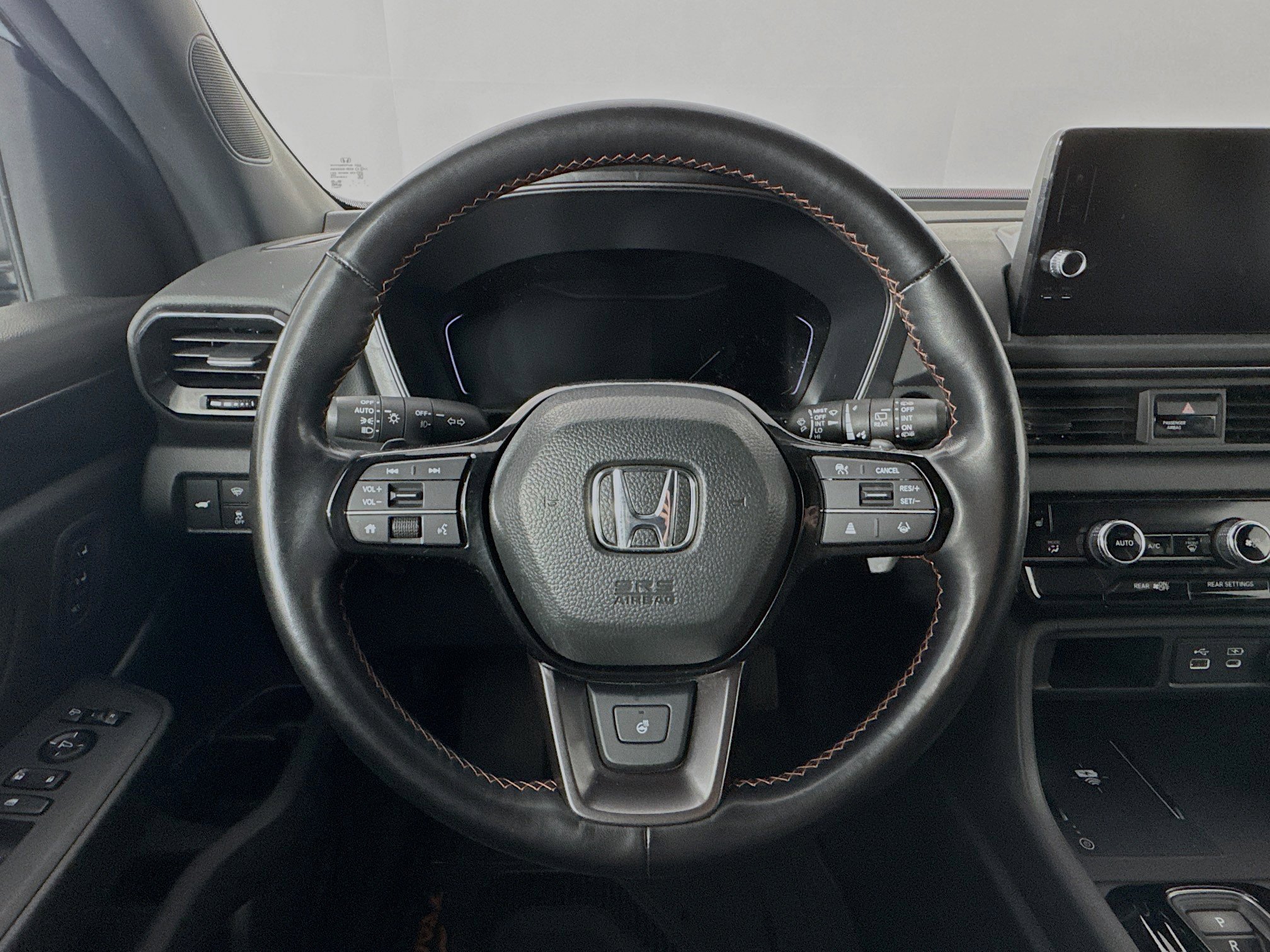 Certified 2024 Honda Pilot TrailSport image 11