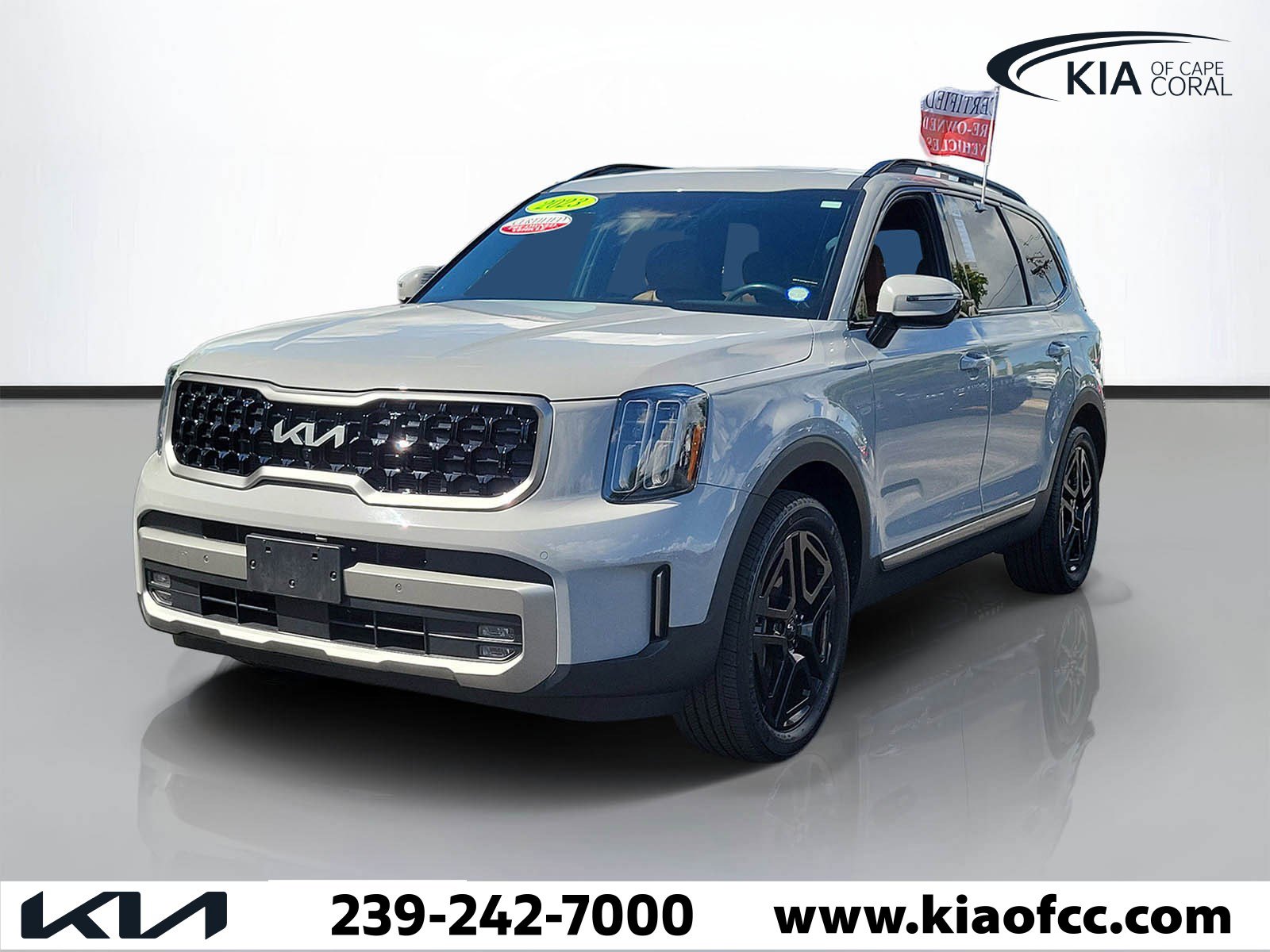 Certified 2023 Kia Telluride SX X-Line image 3