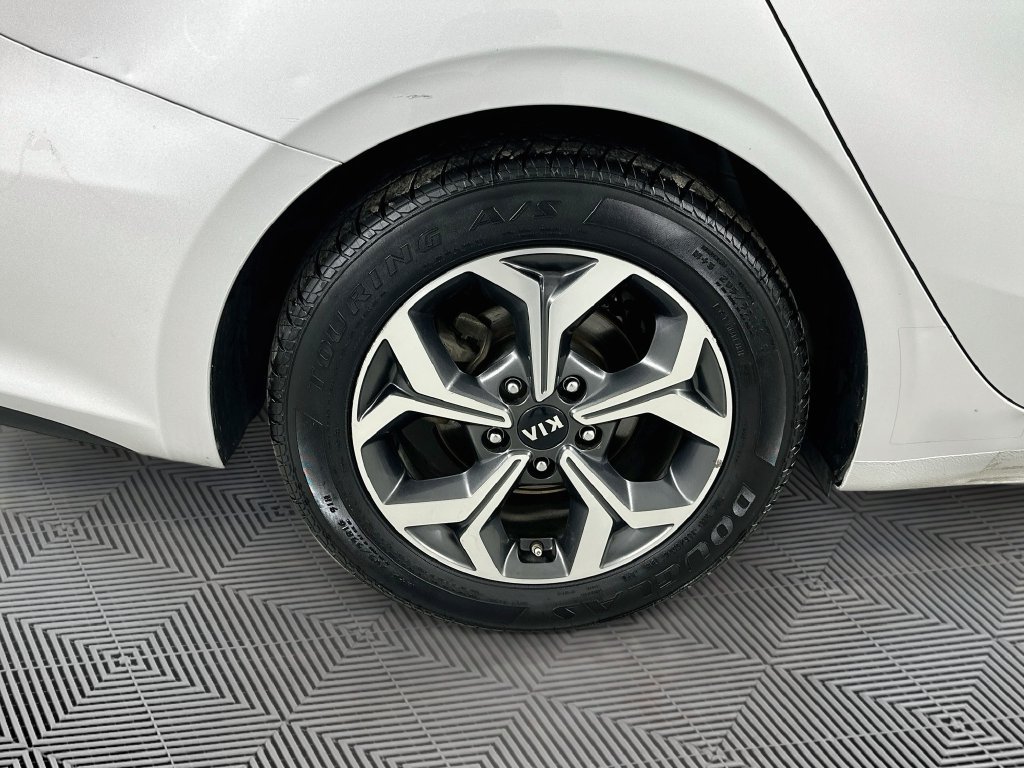 Used 2021 Kia Forte LXS FWD image 30