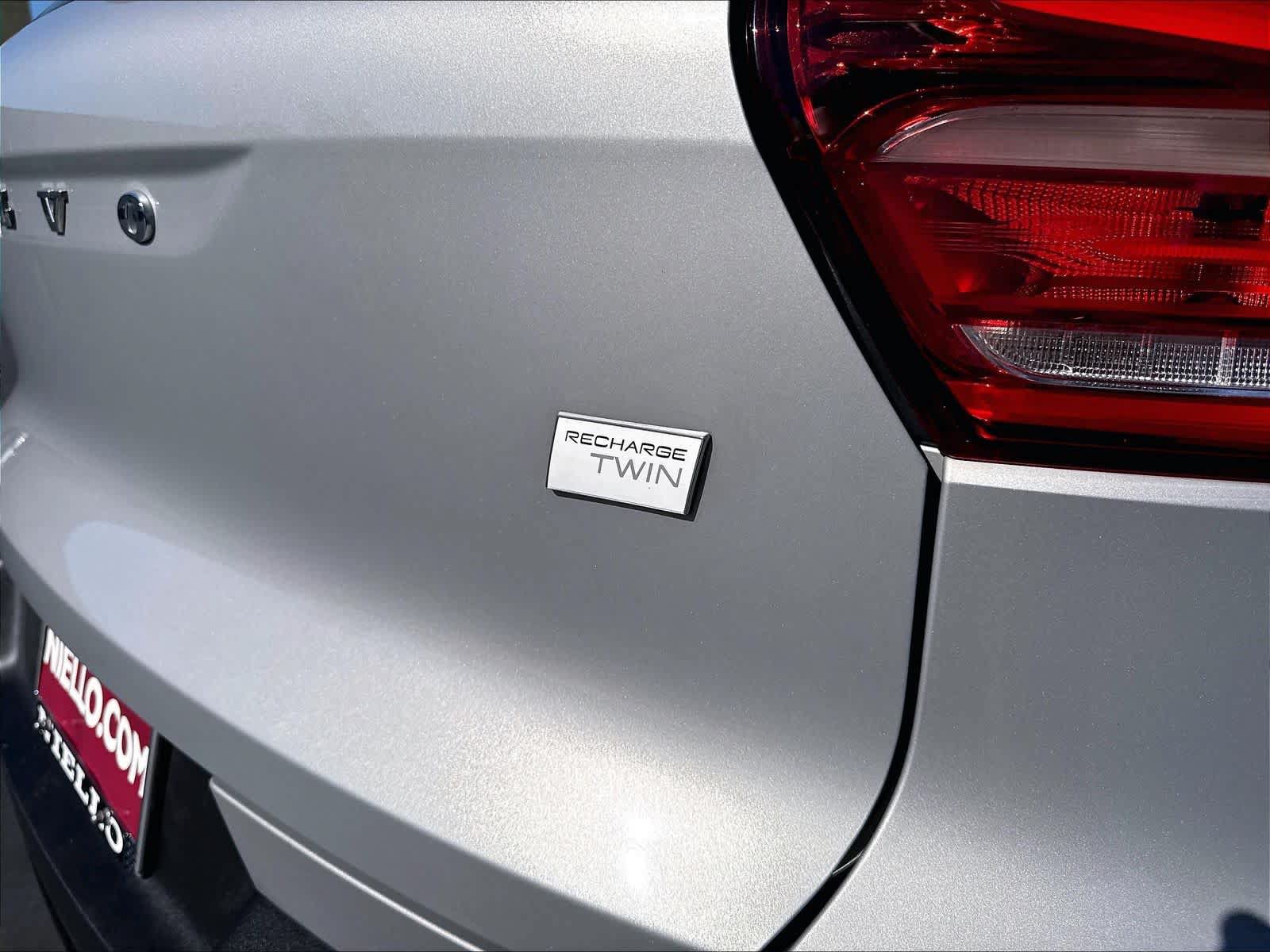 Used 2023 Volvo XC40 Recharge Ultimate AWD/4WD image 11