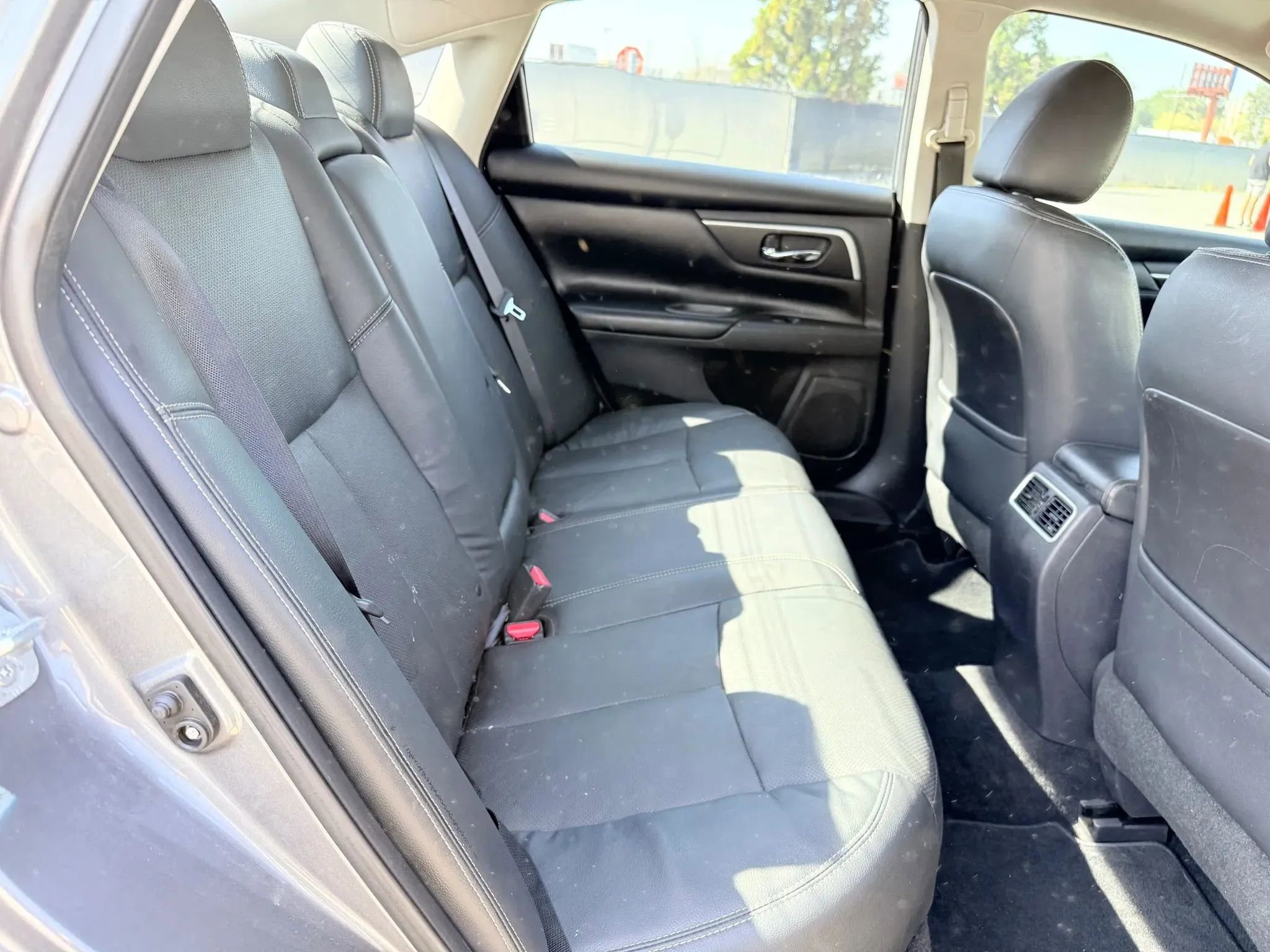 Used 2017 Nissan Altima 2.5 SL w/ Moonroof Package FWD image 20