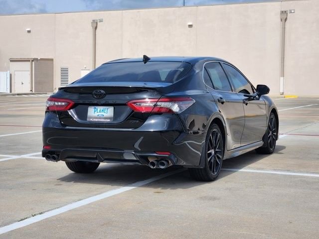 Used 2023 Toyota Camry XSE FWD image 5
