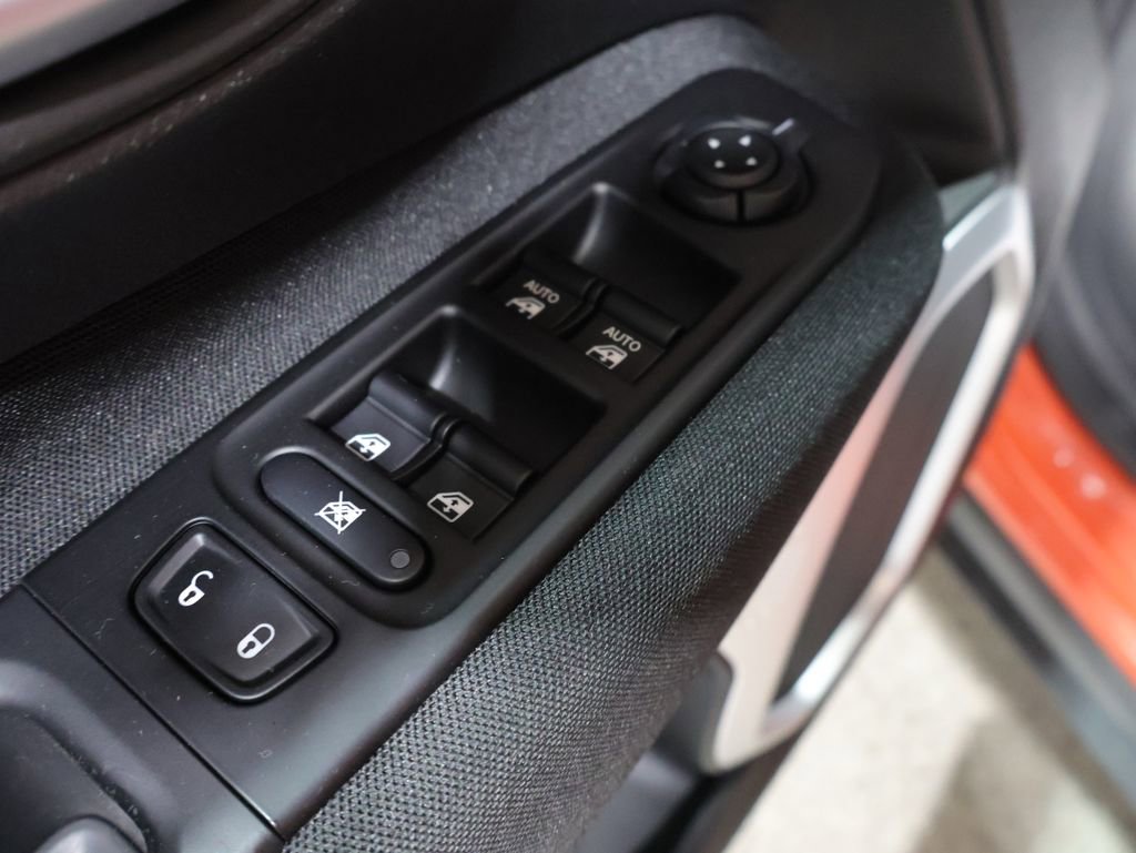 Used 2020 Jeep Renegade Sport image 14