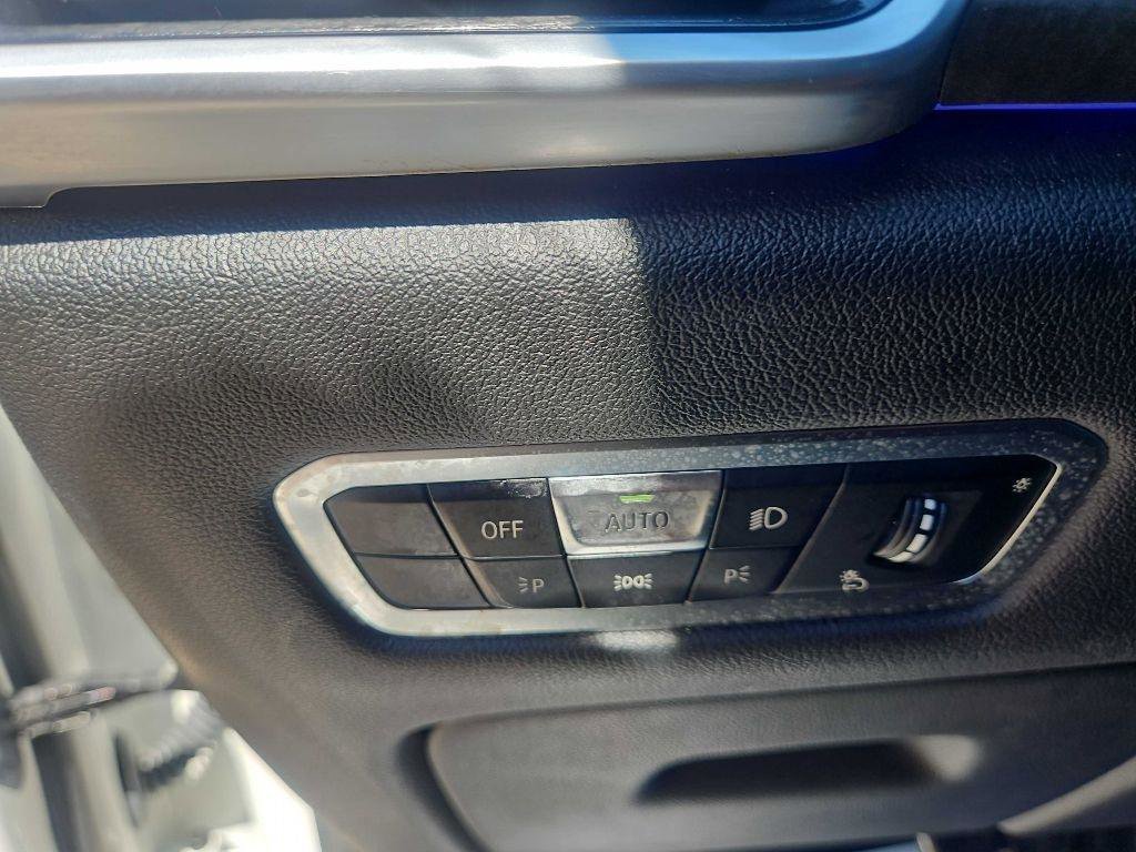 Used 2022 BMW X5 xDrive40i w/ M Sport Package image 15