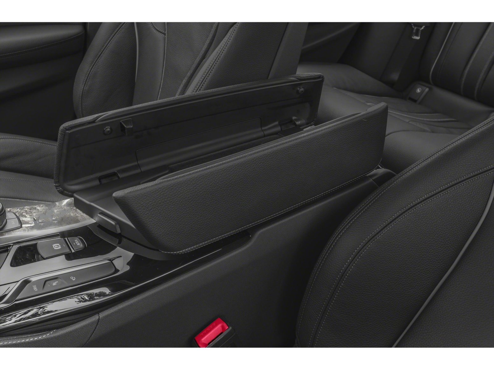 Used 2020 BMW 530e w/ M Sport Package image 12