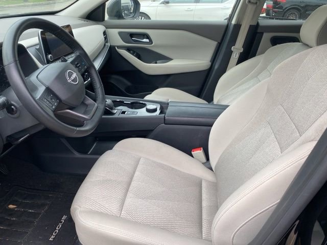 Used 2025 Nissan Rogue SV AWD/4WD image 33