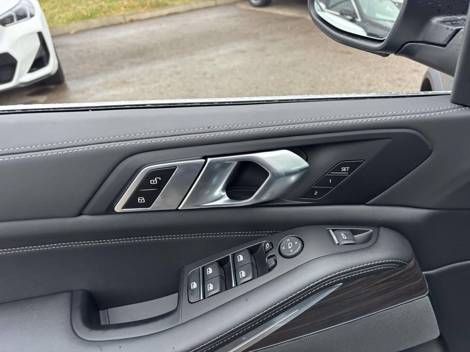 New 2026 BMW X5 xDrive50e w/ Premium Package image 12