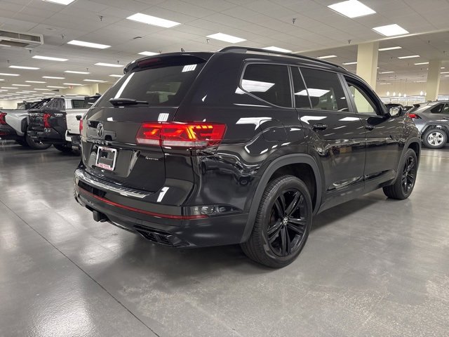 Used 2023 Volkswagen Atlas SEL R-Line image 7