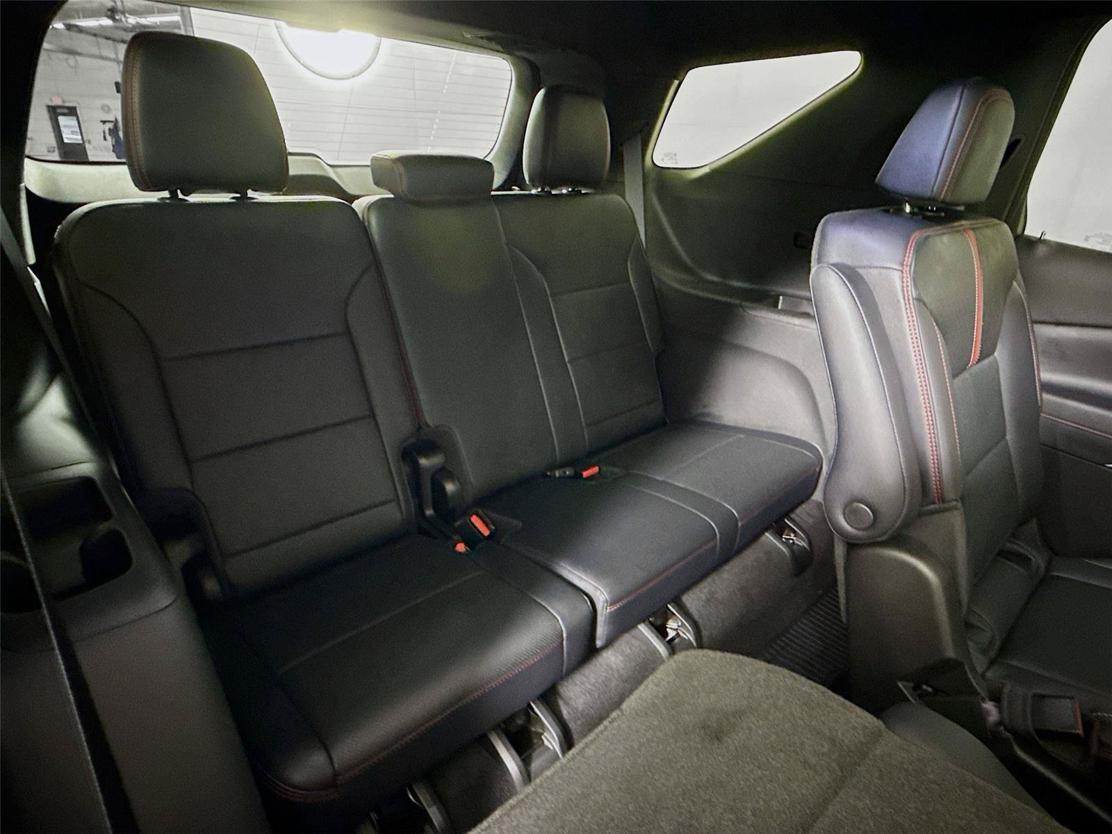 New 2026 Chevrolet Traverse RS w/ LPO, Floor Liner Package AWD/4WD image 22