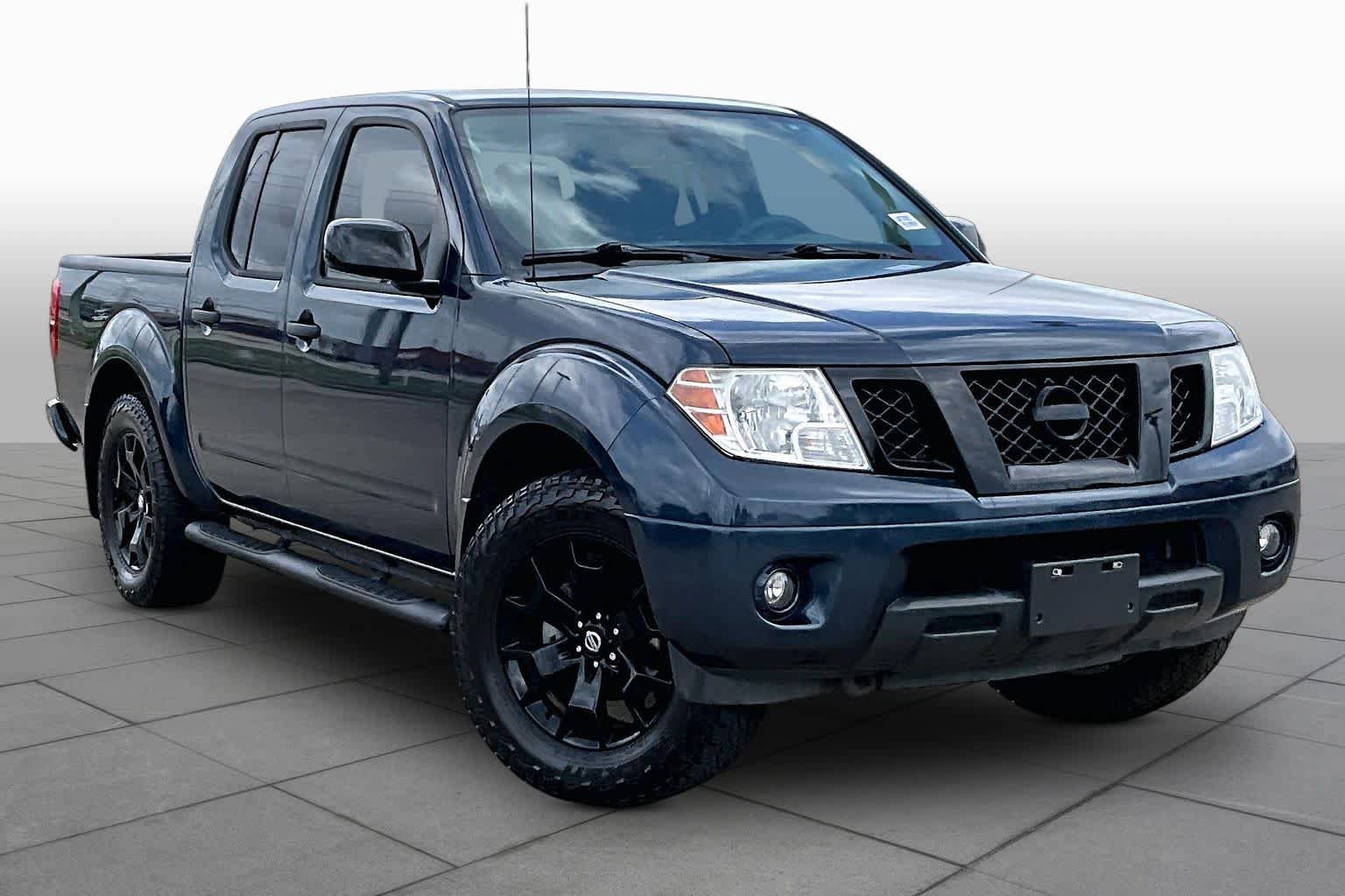 Used 2020 Nissan Frontier SV w/ Midnight Edition Floor Mats AWD/4WD image 3
