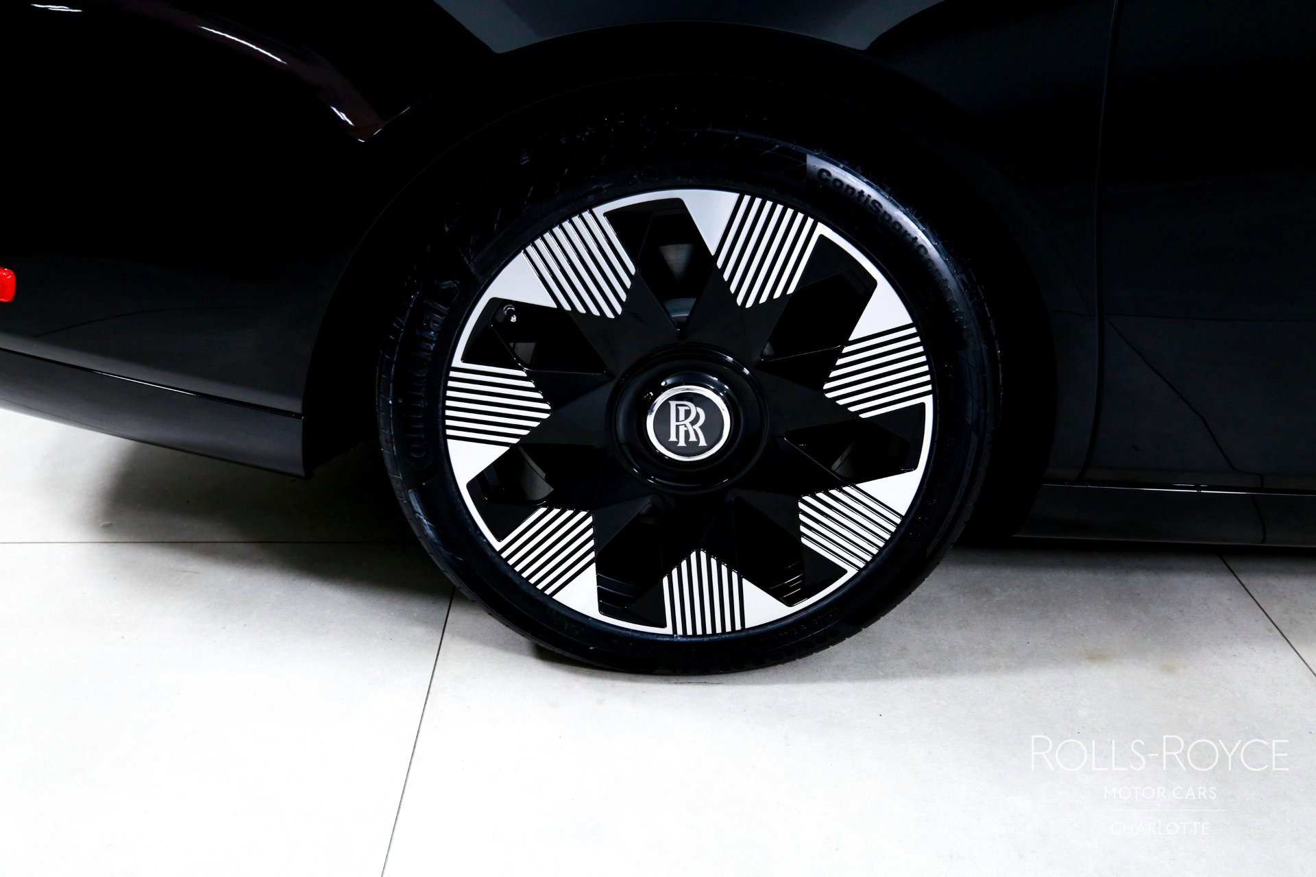 New 2026 Rolls-Royce Phantom Sedan image 40