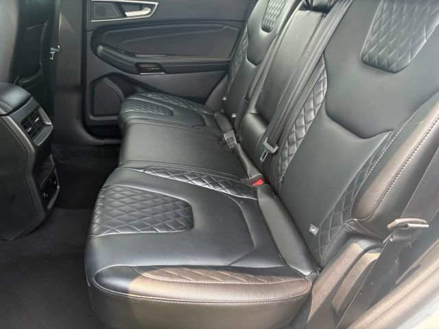 Used 2024 Ford Edge Titanium AWD/4WD image 11