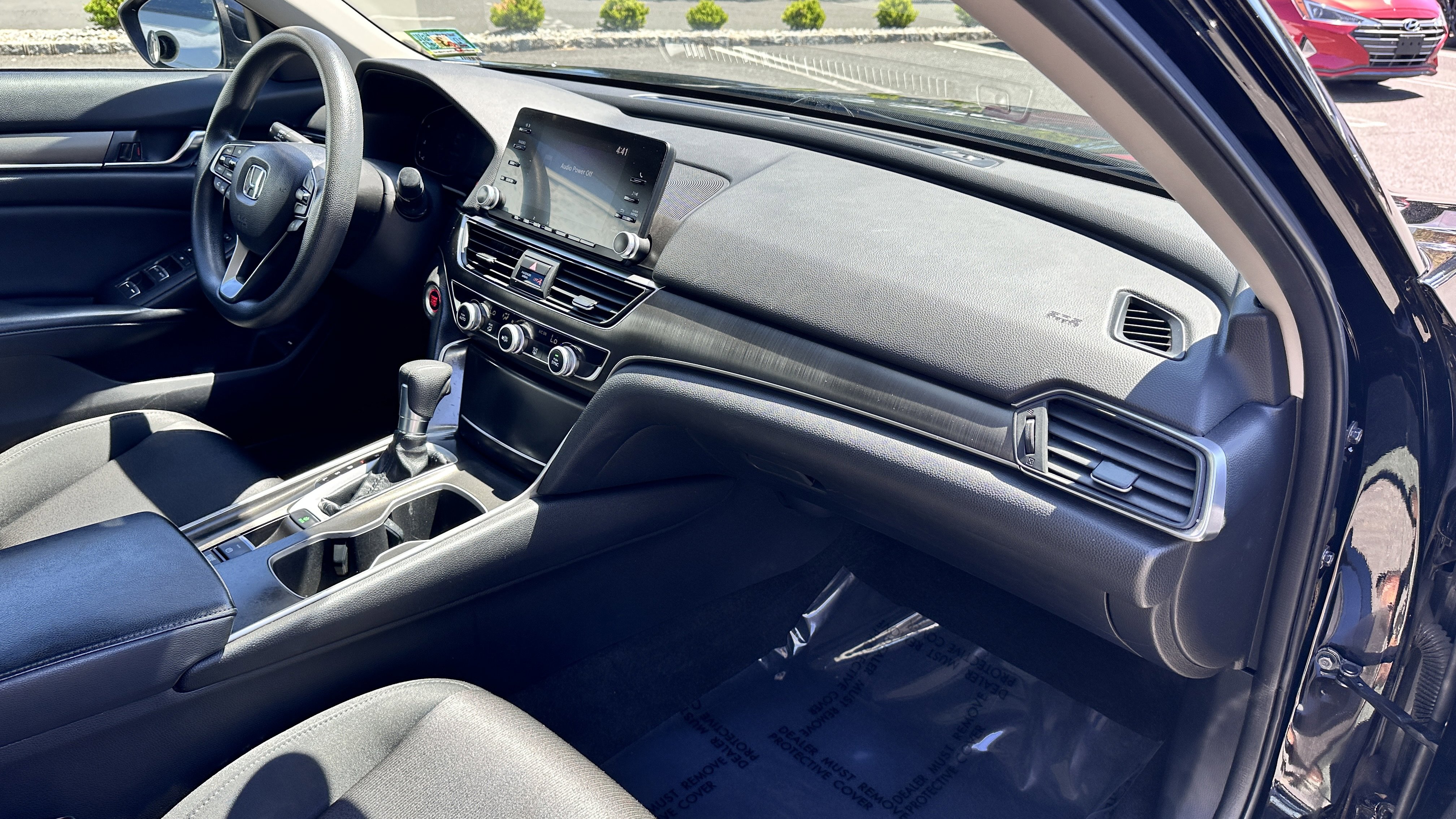 Used 2018 Honda Accord LX image 31