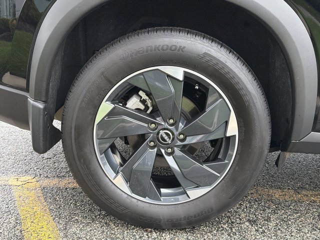 Certified 2026 Nissan Rogue SV w/ Cold Weather Package AWD/4WD image 12