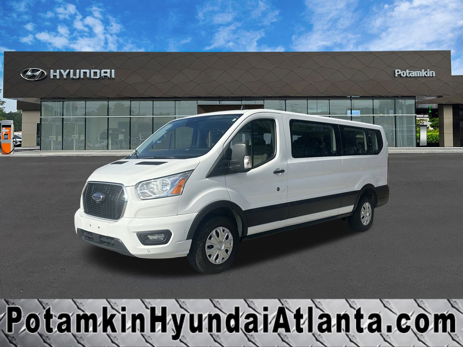 Used 2022 Ford Transit 350 XLT image 1