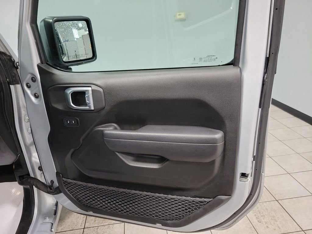 Used 2024 Jeep Wrangler Sport S image 23