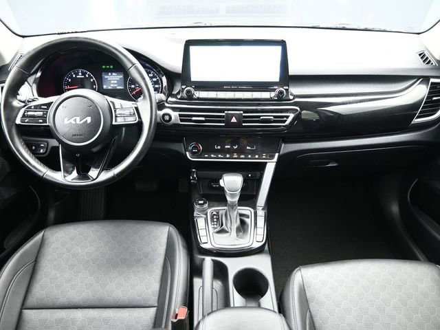 Used 2023 Kia Seltos EX image 26