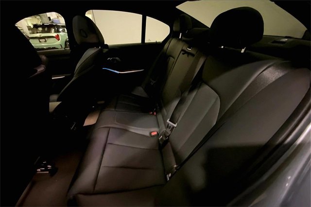 Used 2023 BMW 330i Sedan image 25