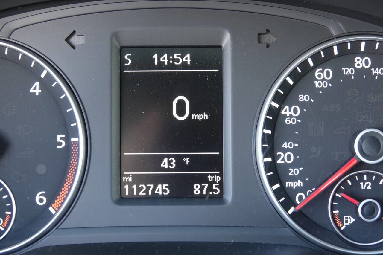 Used 2015 Volkswagen Passat TDI SE FWD image 79