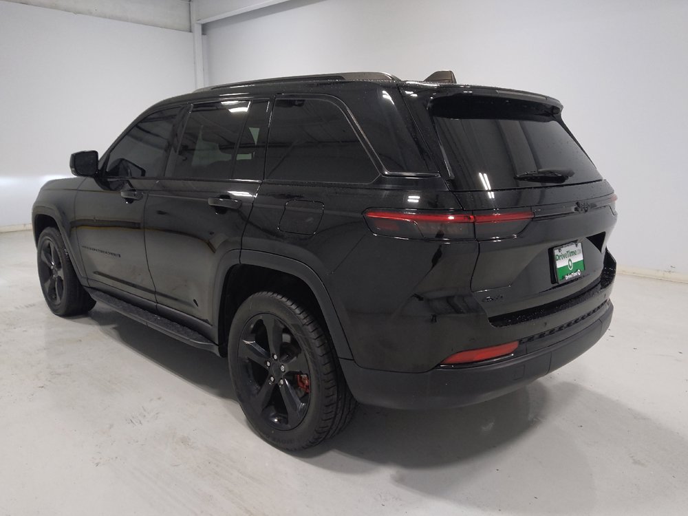 Used 2023 Jeep Grand Cherokee Altitude AWD/4WD image 5