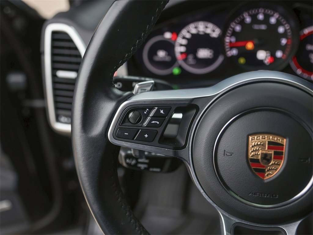 Certified 2023 Porsche Cayenne image 19