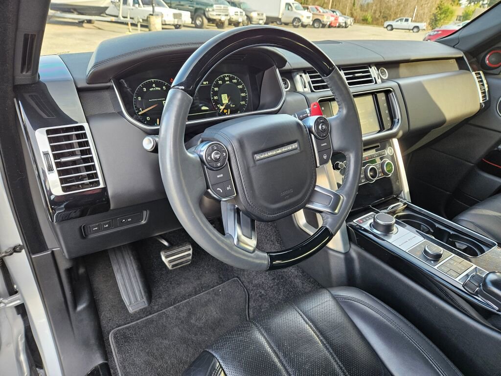 Used 2016 Land Rover Range Rover Supercharged image 19