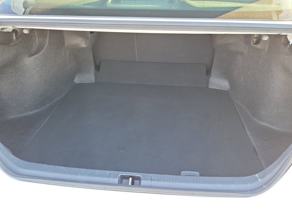 Used 2023 Toyota Camry SE image 21