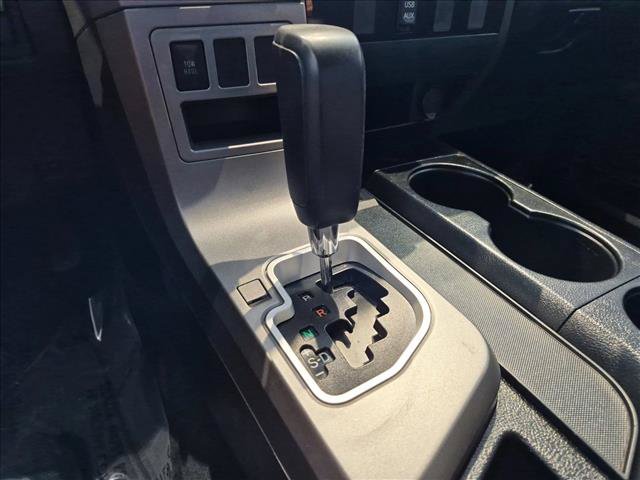 Used 2013 Toyota Tundra 2WD CrewMax w/ SR5 Pkg image 12