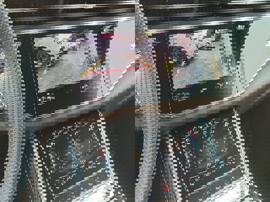 New 2026 Audi RS Q8 performance image 16