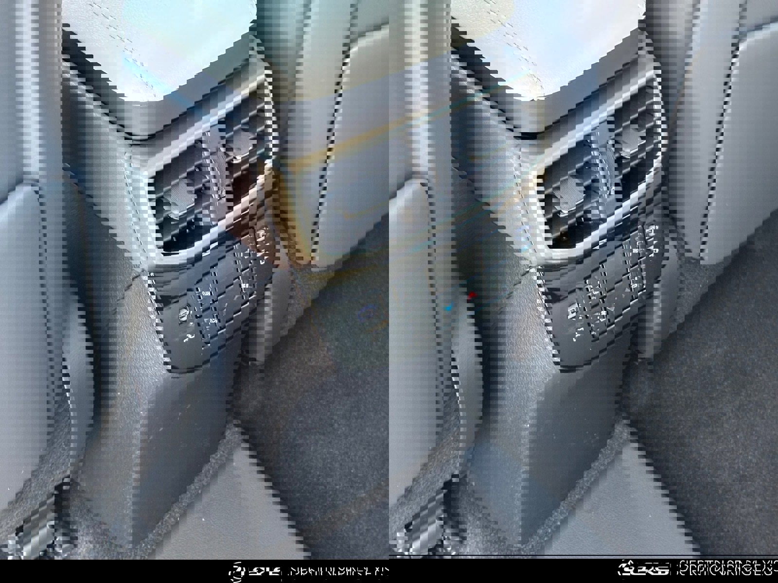 New 2026 Lexus RX 450h AWD image 15