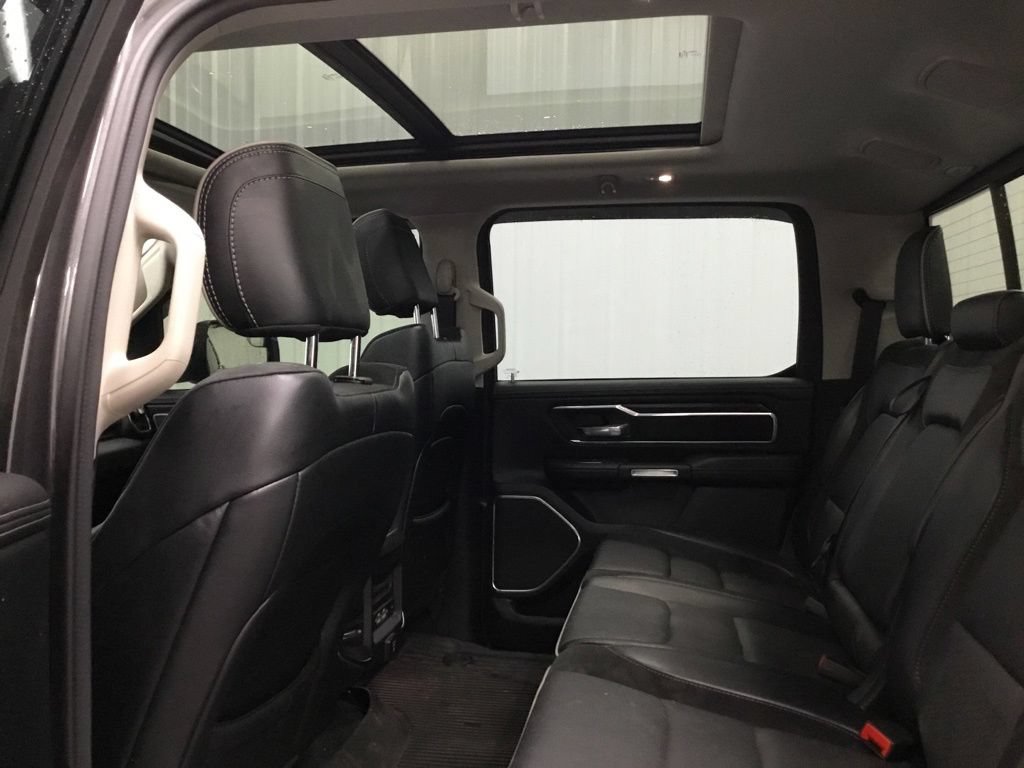 Used 2022 RAM 1500 Laramie AWD/4WD image 13