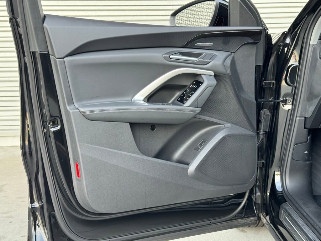 New 2025 Audi Q5 Prestige image 18