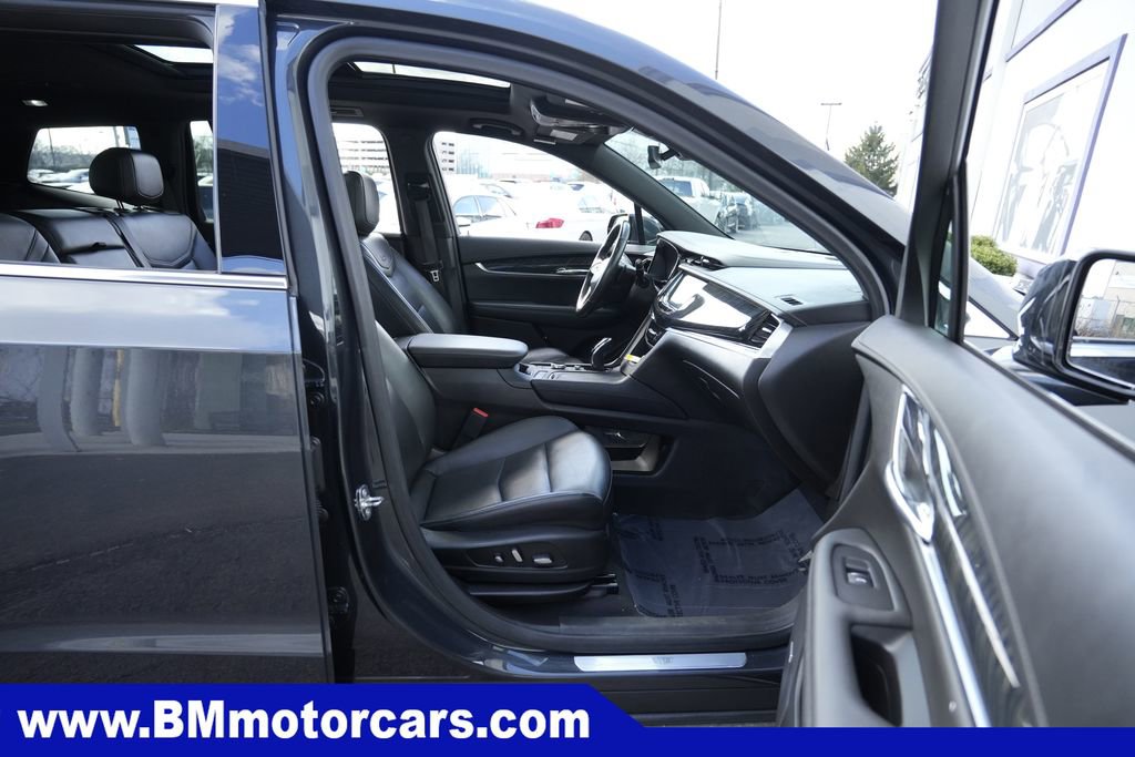 Used 2022 Cadillac XT6 Premium Luxury image 36