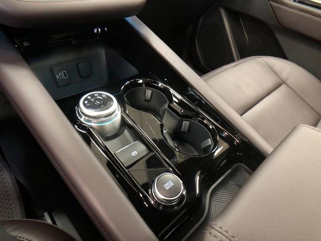 New 2026 Ford Explorer Platinum image 17