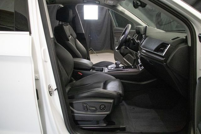 Used 2024 Audi Q5 2.0T Premium Plus image 16