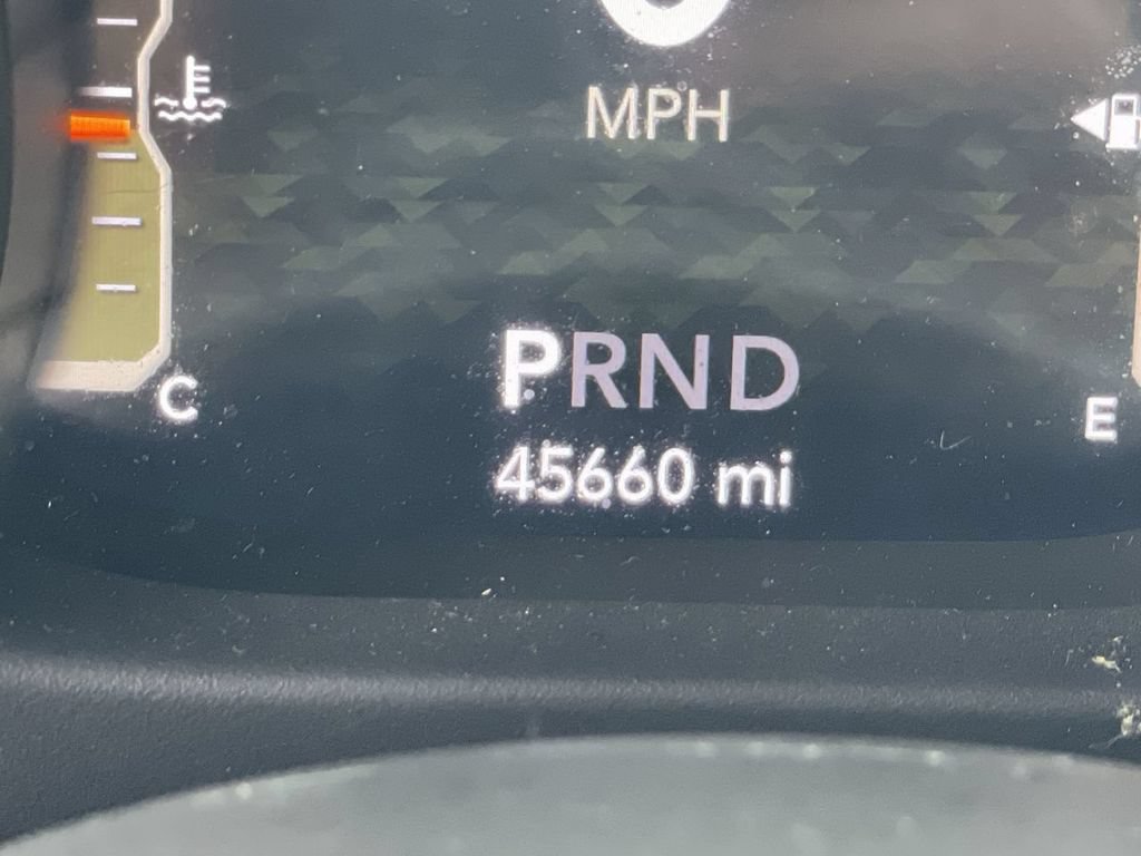 Used 2020 Jeep Wrangler Unlimited Sahara AWD/4WD image 35