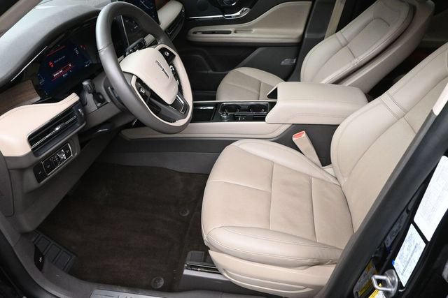 Certified 2023 Lincoln Corsair Reserve AWD/4WD image 10