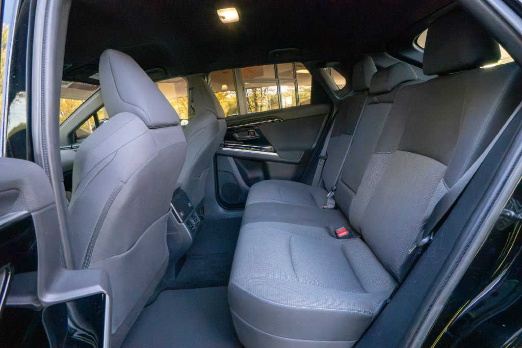 Certified 2023 Subaru Solterra AWD image 16