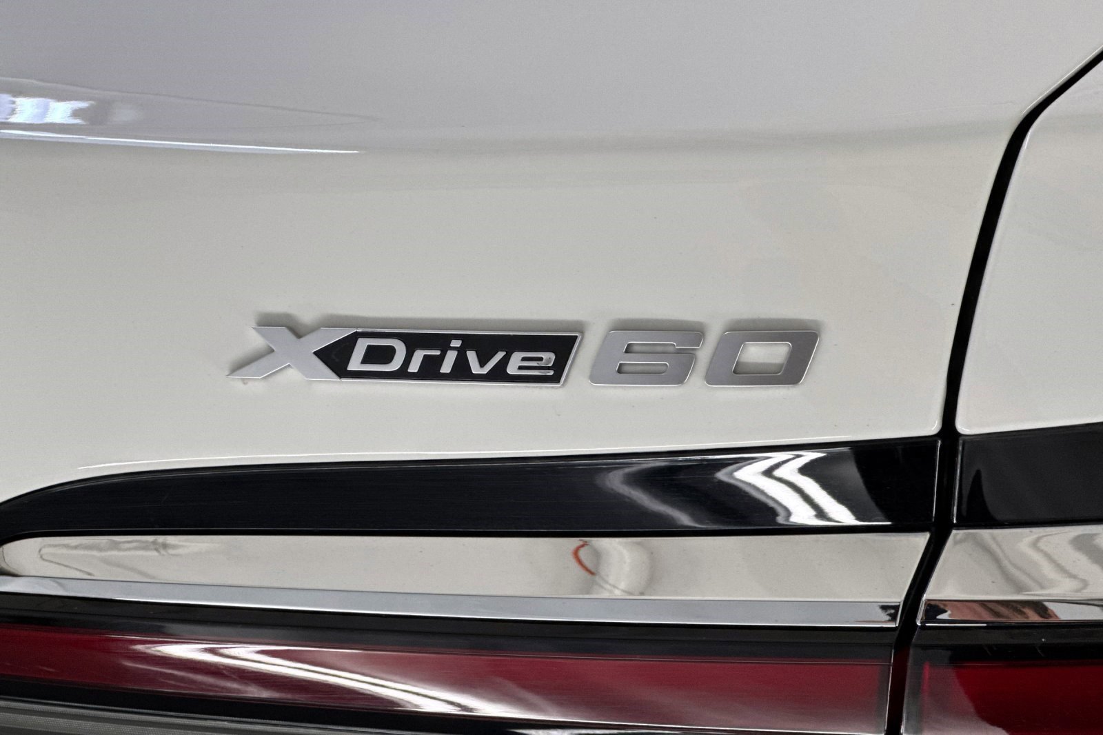 Certified 2023 BMW i7 xDrive60 w/ Executive Package 2 AWD/4WD image 22