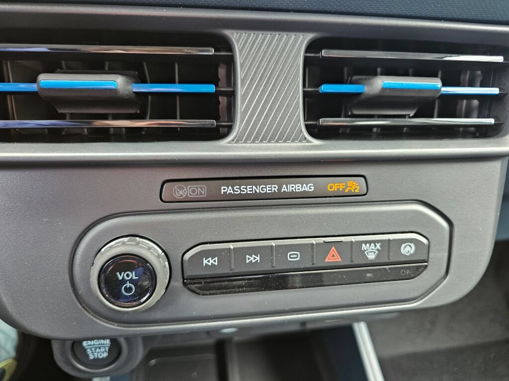 New 2026 Ford Maverick Lobo AWD/4WD image 25
