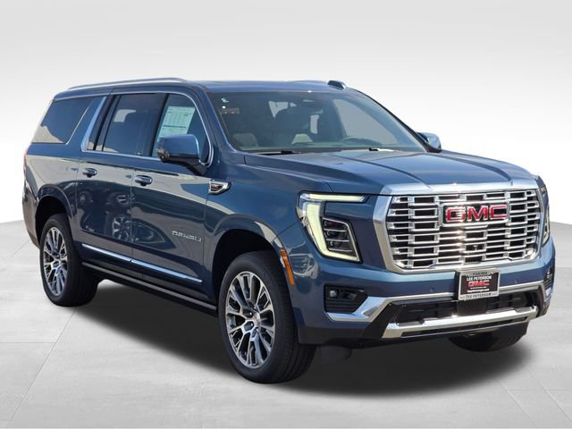 New 2026 GMC Yukon XL Denali w/ Sun & Power Step Package AWD/4WD image 7