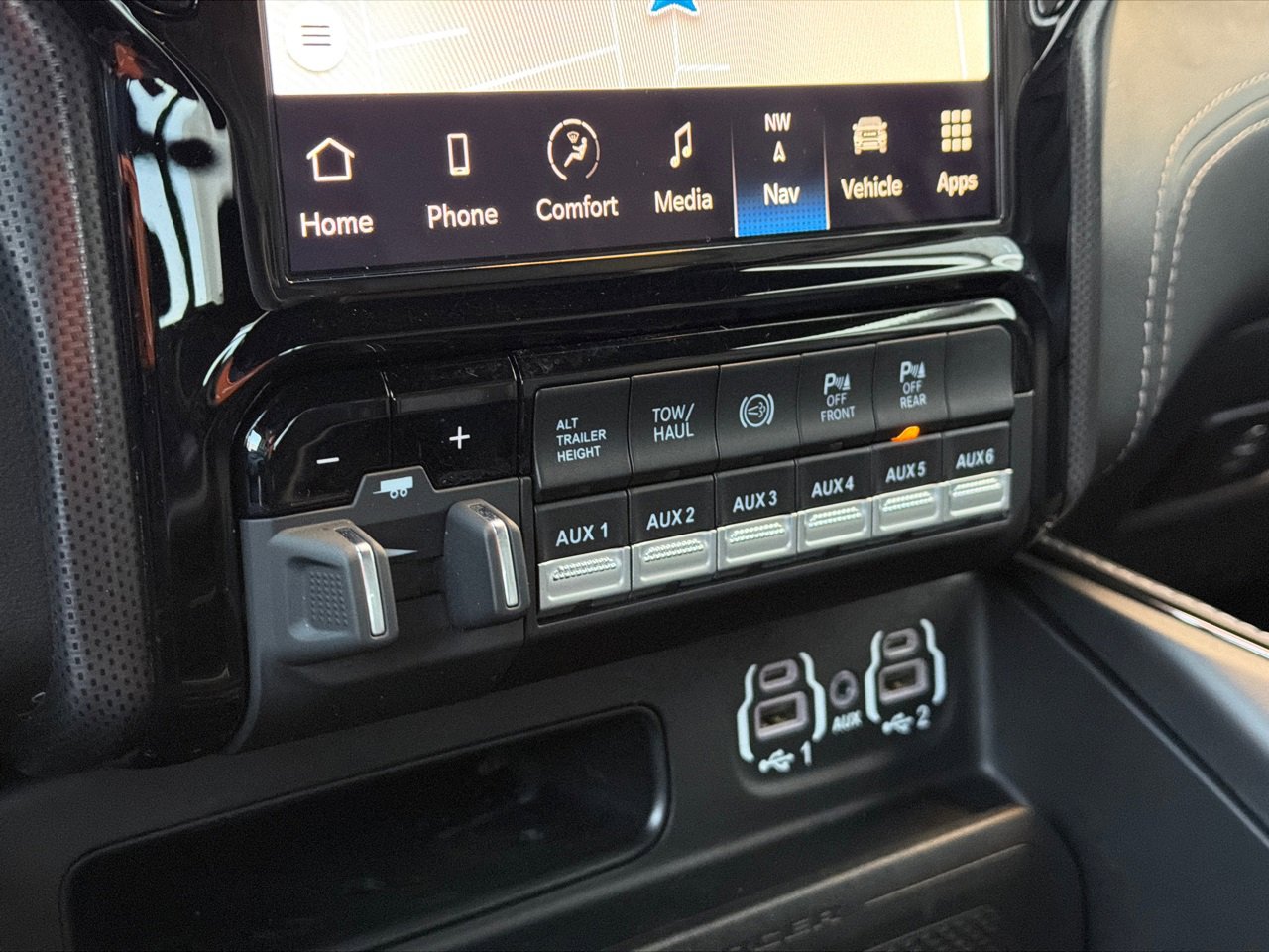 Used 2023 RAM 2500 Limited image 29