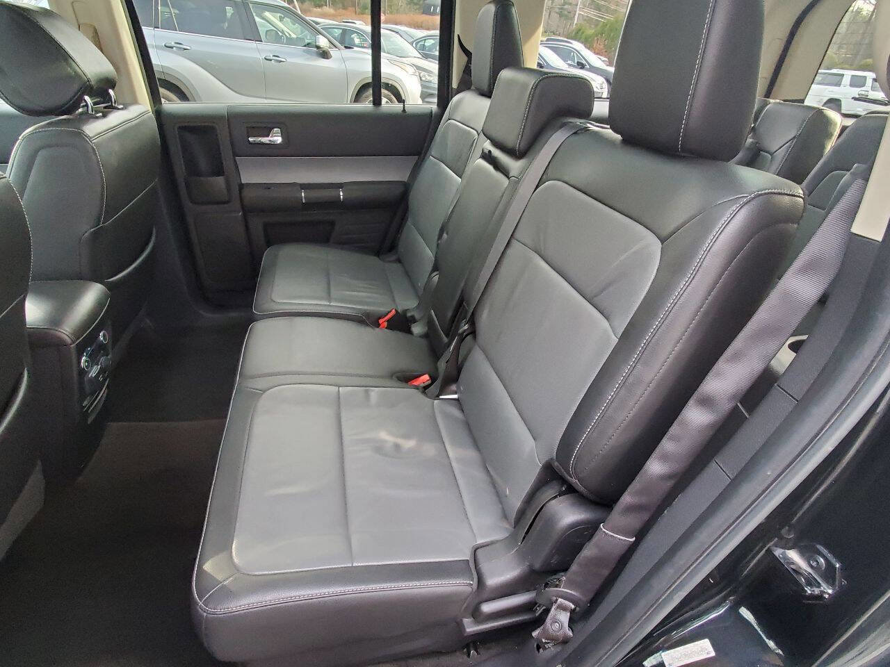 Used 2013 Ford Flex Limited image 16