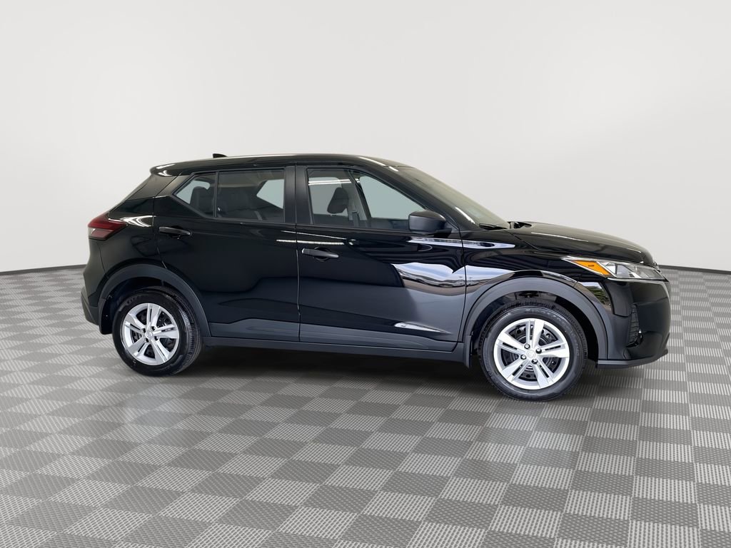 Certified 2025 Nissan Kicks Play S FWD image 13
