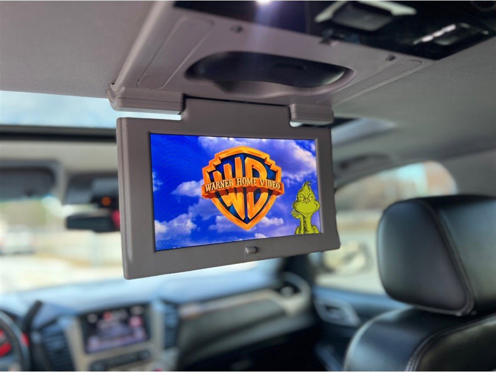 Used 2015 GMC Yukon Denali w/ Open Road Package image 28