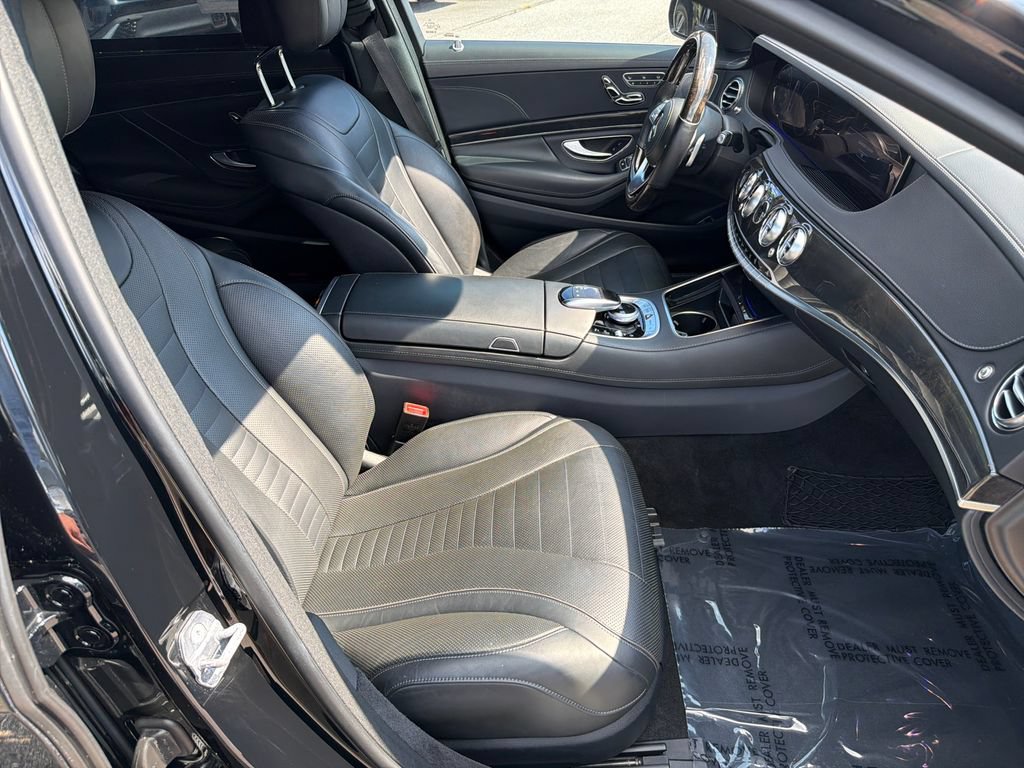 Used 2019 Mercedes-Benz S 560 Sedan image 13