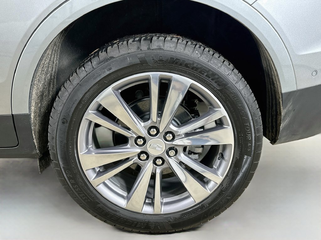 Certified 2025 Cadillac XT5 Premium Luxury w/ Technology Package AWD/4WD image 39